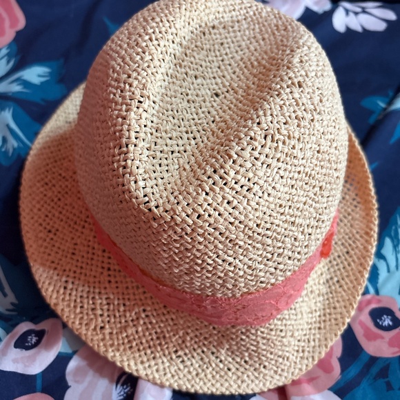 Pink and tan hat - Picture 1 of 4